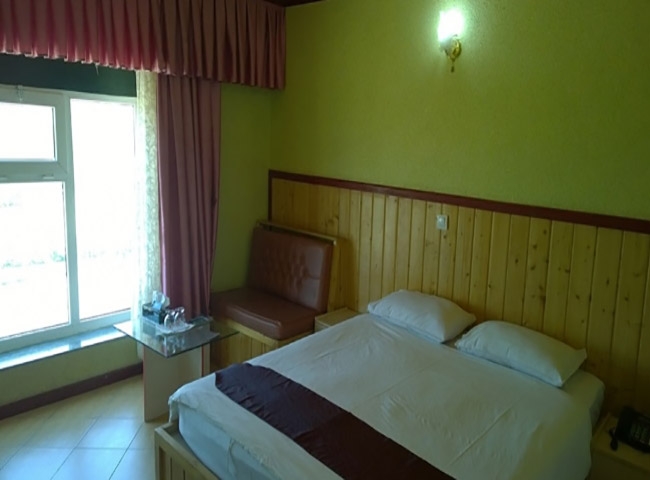 زریوار مریوان