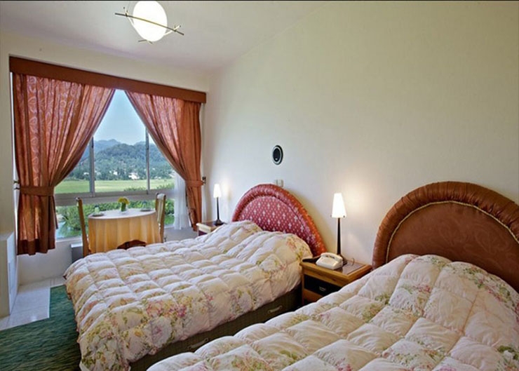 اسپیناس آستارا